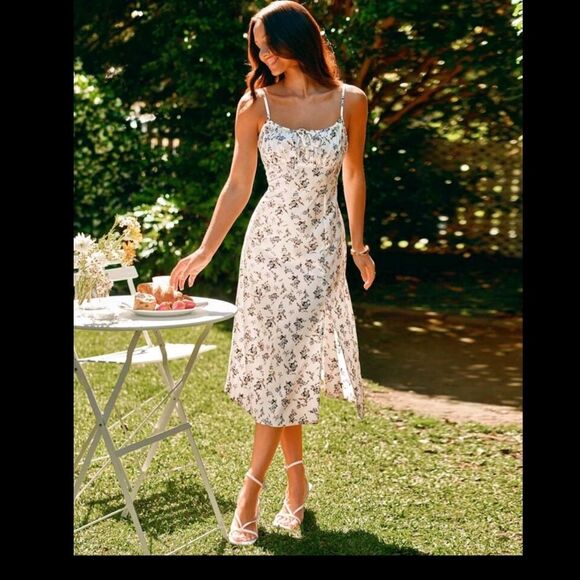 Floral Dress - Picture 2 of 7